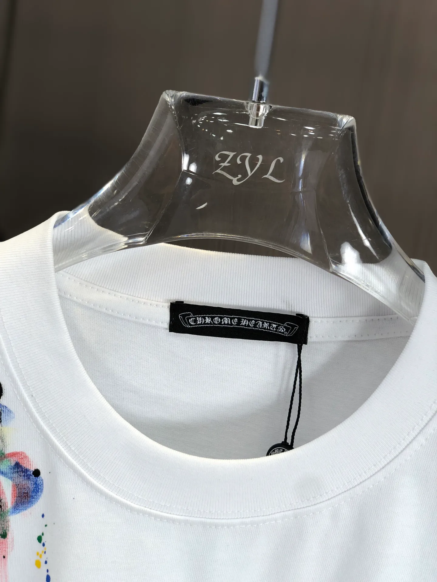🅿️210 CH Cro 2025 spring and summer new round neck short sleeves. Large logo hand-painted technology uses high weight 320g double yarn combed cotton fabric. Slightly loose version. The fabric feels soft and thick. Same style for men and women. Color: black and white. Size: SMLXLXXL